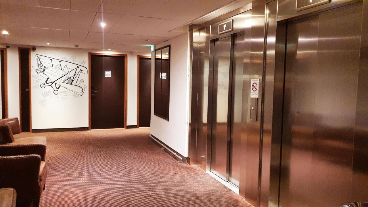 Ibis Budget Aeroport Lyon Saint Exupery Colombier-Saugnieu Exterior foto